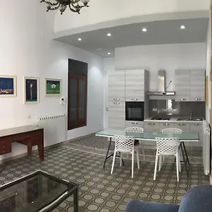 Palazzo Caratozzolo Apartment